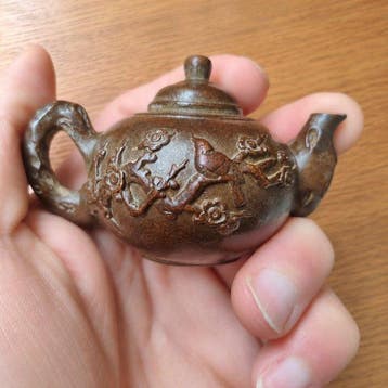 Decoratief ornament - Annosuke - Miniatuur koperen ketel -