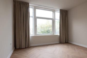 Appartement Mathenesserlaan in Rotterdam, Rotterdam, Via bemiddelaar, Appartement, Rotterdam
