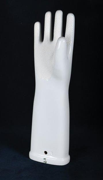 Zeldzame en gemerkte vintage porseleinen handschoenmal /