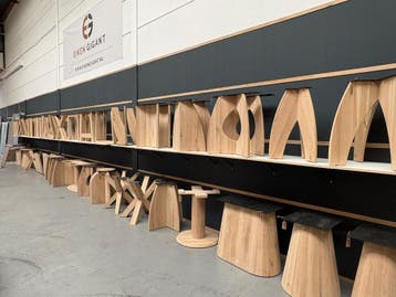 Eiken eettafel met stoelen  1 stoel gratis + 5 jaar garantie, Huis en Inrichting, Japandi, 100 tot 150 cm, Ophalen of Verzenden