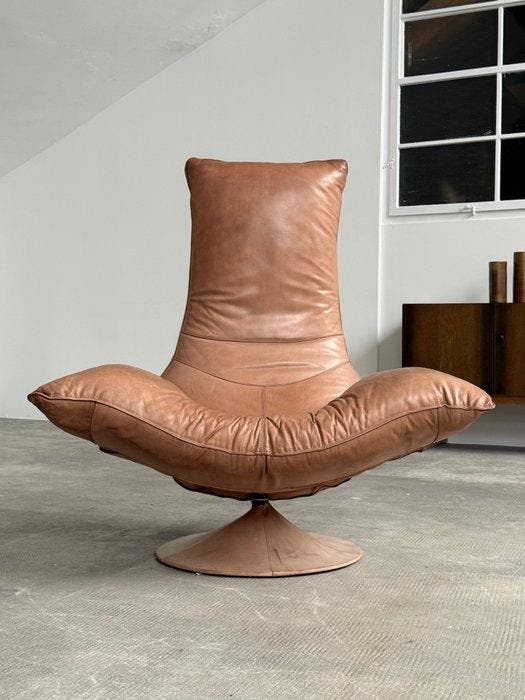 Montis - Gerard van den Berg - Fauteuil - Wammes - Leder, Antiek en Kunst, Kunst | Designobjecten