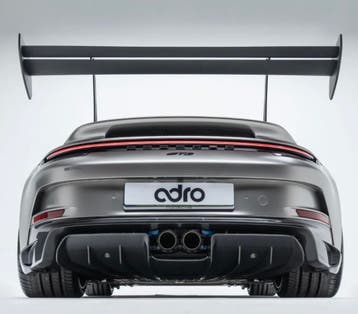 Dit betreft een Porsche 992 GT3 Adro AT-P Swan neck carbon, Auto diversen, Tuning en Styling, Verzenden