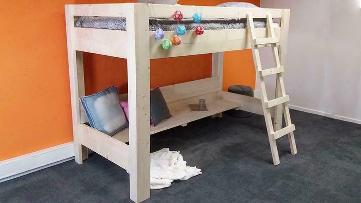 Steigerhouten half hoogslaper (GRATIS LEVERING EN MONTAGE), Kinderen en Baby's, Kinderkamer | Stapelbedden en Hoogslapers, Halfhoogslaper