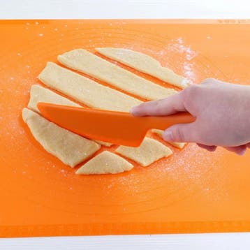 TIROSS Siliconen deegmes 20 cm flexibel voor koekjesdeeg..., Ophalen of Verzenden, Nieuw