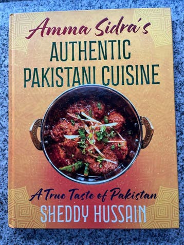Amma Sidra’s Authentic Pakistani Cuisine, Gelezen, Tapas, Hapjes en Dim Sum, Amma Sidra & Sheddy Hussain, Azië en Oosters
