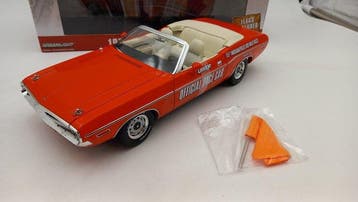 Greenlight 1:18 - Modelauto - Dodge Challenger Official Pace, Nieuw