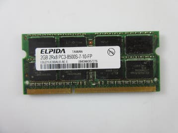 Elpida EBJ21UE8BAU0-AE-E – 2GB DDR3 SODIMM – 204-Pin – 1066, Computers en Software, Ophalen of Verzenden, Nieuw