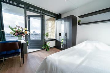 Eigen Kamer aan Bernsteinstraat, Capelle aan den IJssel, 50 m² of meer