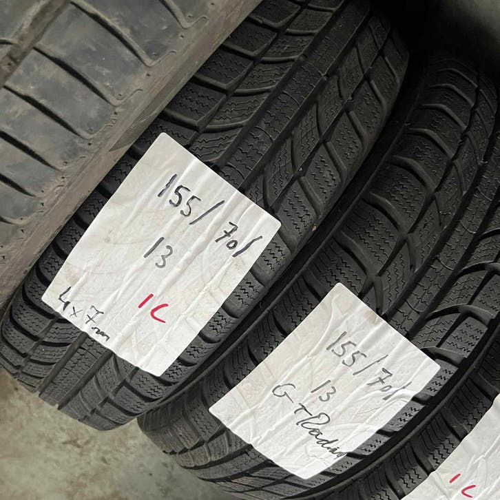 2 x GT Radial 155-70-13 Winterbanden 7mm, Auto-onderdelen, Banden en Velgen, 13 inch, Winterbanden, 155 mm, Personenwagen, Gebruikt