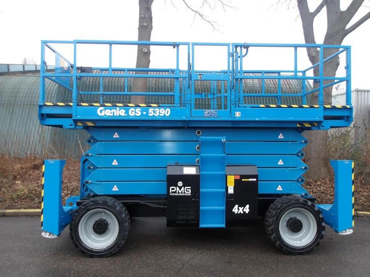 Hoogwerker schaar Genie GS-5390RT , 2019 , 18,15m werkhoogte, Zakelijke goederen, Machines en Bouw | Kranen en Graafmachines, Hoogwerker