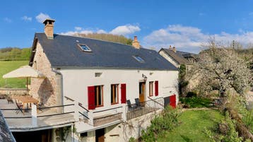 Vakantiehuis in de rust en ruimte van de Morvan, Bourgogne, Internet, Landelijk, In bos