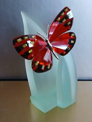 Swarovski - Roland Schuster - Figuur - Adena - Light Siam -