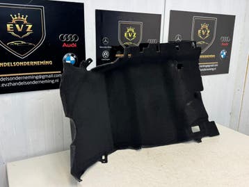 Vloerbekleding voorzijde Tesla Model 3 4x4 bj2019 112730200B, Gebruikt
