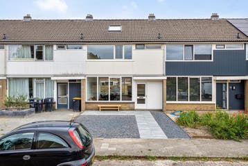 Huis te huur aan Straat Malakka in Veendam, Tussenwoning, Groningen