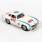 Bburago 1:18 - Modelauto - Mercedes 300SL Mille Miglia, Nieuw