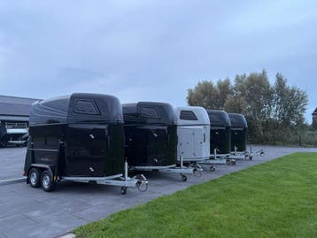 Anssems Excellent 2-paards Voorraad AKTIE ! € 6750,00 excl!, Ophalen, Nieuw, Polyester, 2-paards trailer