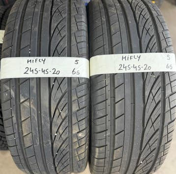 2x 245-45-20 Hifly Zomer 2x 5mm €65 Per Band 245 45 20, Auto-onderdelen, Ophalen, Band(en), Personenwagen, 20 inch