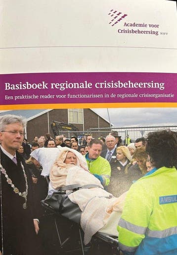 Basisboek Regionale Crisisbeheersing 9789056433932, Verzenden, Zo goed als nieuw