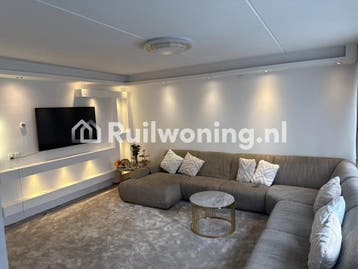 Flat in Almere ruilen voor jouw grotere woning (Flevoland), Almere