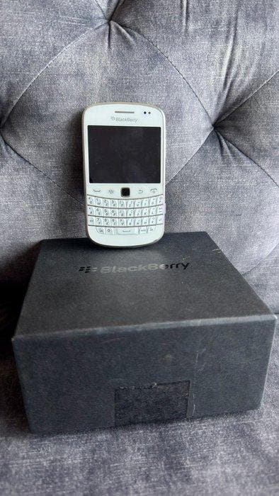 Blackberry Bold 9900 - Mobiele telefoon (1) - In originele, Spelcomputers en Games, Spelcomputers | Overige Accessoires