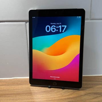 Apple iPad (6th Generation) 32GB Wifi + Cellular - Mobiele, Nieuw