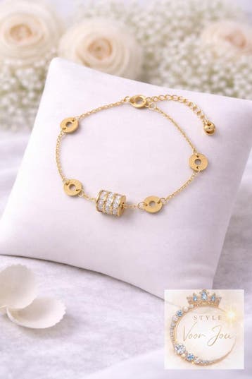 Fijne goudkleurige armband met kristal detail, Nieuw