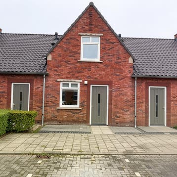 Huis gevonden in of bij Ouddorp, 50 m² of meer