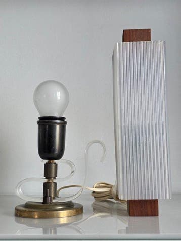 Duskie lampy Mid-Century Modern – kinkiet cienny i lampka