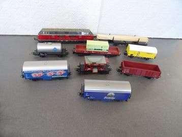 Märklin H0 - 3021 - Diesellocomotief (10) - Goederentrein, Nieuw