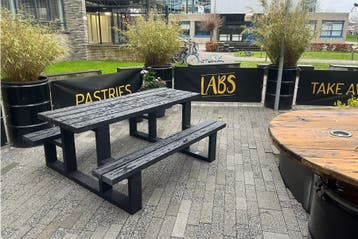 Rockwood® Picknicktafel Beuk - Zwaar Kunststof - Quartz, Ophalen of Verzenden, Nieuw, Rechthoekig, Hout