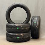 205/45/17 88W Michelin 4seizoensbanden demo/5,5mm profiel 4X, Gebruikt, 17 inch, All Season, Band(en)