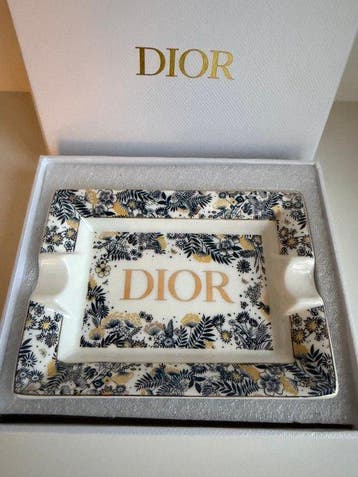 Elegant Dior Jardín D’ Or Porcelain Ashtray with Box -, Nieuw