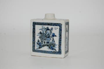 Vaas - Porselein - China - Kangxi (1662-1722) - 13,5 x 11,5
