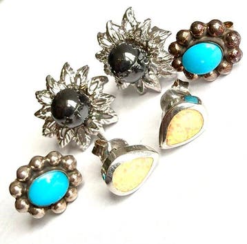 Zilver, Vintagecollectie van drie paar elegante oorbellen, Antiek en Kunst, Antiek | Speelgoed