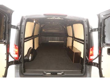 Mercedes-Benz Vito 114 CDI Lang | Airco | Camera |, Euro 6, Zwart, Mercedes-Benz, Nieuw