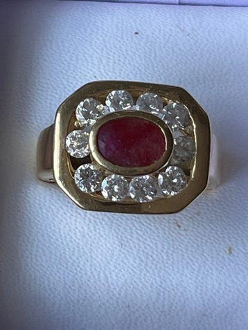Ring - 18 karaat Geel goud - 3.10ct. tw. Robijn - Diamant, Nieuw