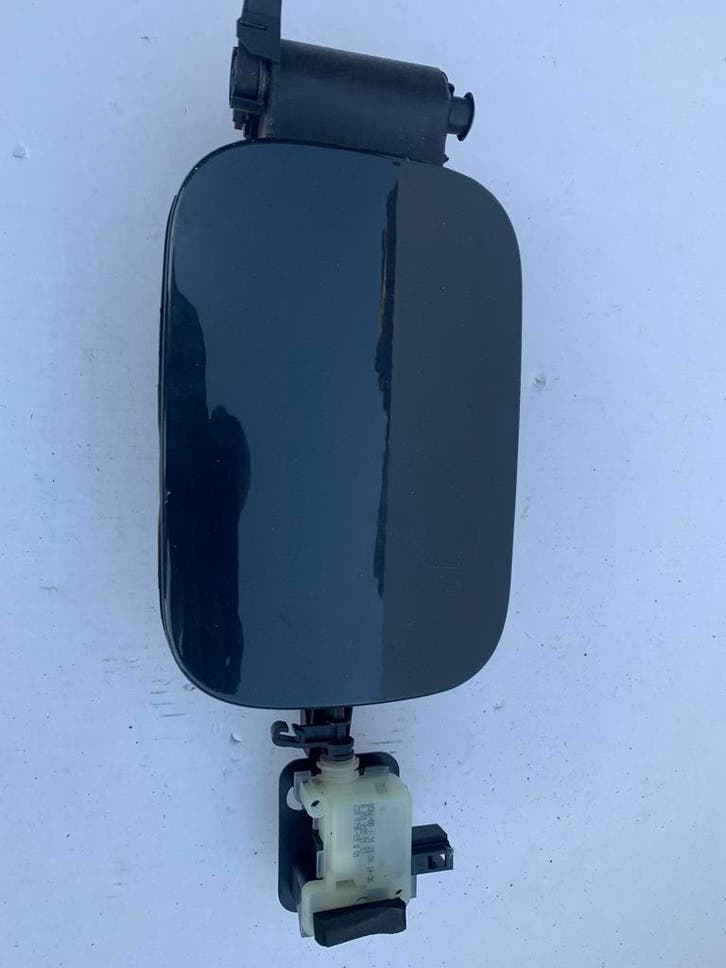 Mercedes S600 L V12 benzineklep tankdop tankklep A2518200197, Auto-onderdelen, Carrosserie en Plaatwerk, Gebruikt, Mercedes-Benz