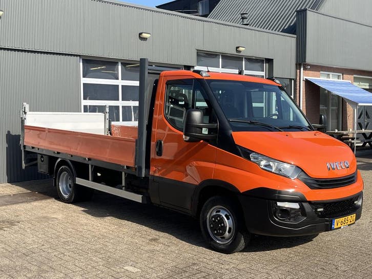 Iveco Daily 35C14 2.3 375, Auto's, Bestelauto's, Lease, Overige kleuren, Handgeschakeld, Overige kleuren, Financial lease, Stof