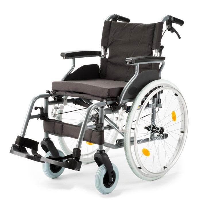 MultiMotion Rolstoel M5 MultiMotion neerklapbare rugleuning, Diversen, Rolstoelen, Ophalen of Verzenden