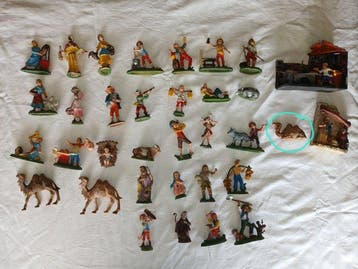 Kerststal (34) - Rubber - Kerststalfiguren