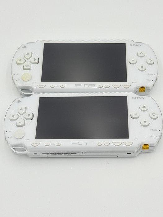 Sony - Sony PSP-1000 White Console Bundle (2 Units) – Tested, Spelcomputers en Games, Spelcomputers | Overige Accessoires