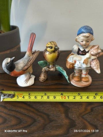 Hummel - Figuur - Hummel figurine (3) - Keramiek