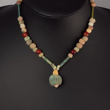 Oude Egypte, late periode Ketting met Egyptische faience- en