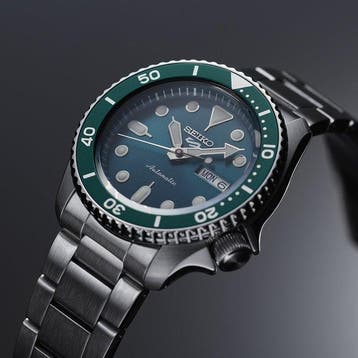 Seiko - Seiko Day-Date Sport Automatic Green Dial Sub 100 -, Nieuw