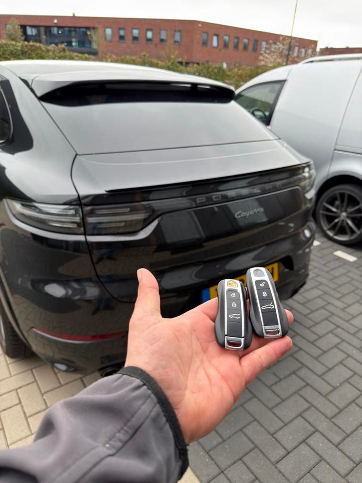 Autosleutel bijmaken Porsche Cayenne + VAG 2020+, Auto-onderdelen, Dashboard en Schakelaars, Nieuw, 12 maanden garantie, Audi