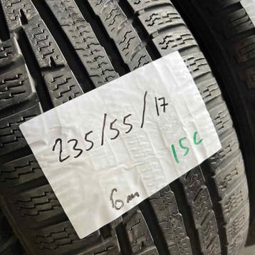 2 x Nokian WR 235-55-17 Winterbanden 6mm, Gebruikt, 17 inch, 235 mm, Band(en)