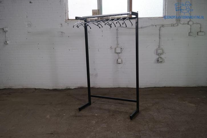 Kapstok | Tweedehands | Staand | Zwart / aluminium | Met 10, Huis en Inrichting, Woonaccessoires | Kapstokken, Gebruikt, Verzenden