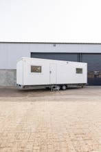 Mobiele woonunit 730cm TE KOOP, Doe-het-zelf en Verbouw, Bouwketen en Schaftketen, Zo goed als nieuw
