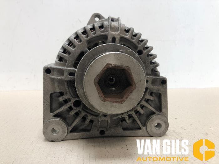 Dynamo Renault Megane O234708, Auto-onderdelen, Motor en Toebehoren, Ophalen of Verzenden