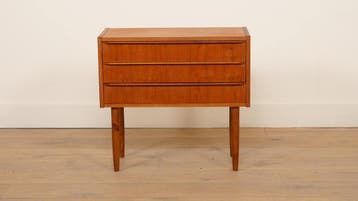 Vintage ladekast | 3 lades | Nachtkastje, Huis en Inrichting, Kasten | Ladekasten, Ophalen of Verzenden, Nieuw